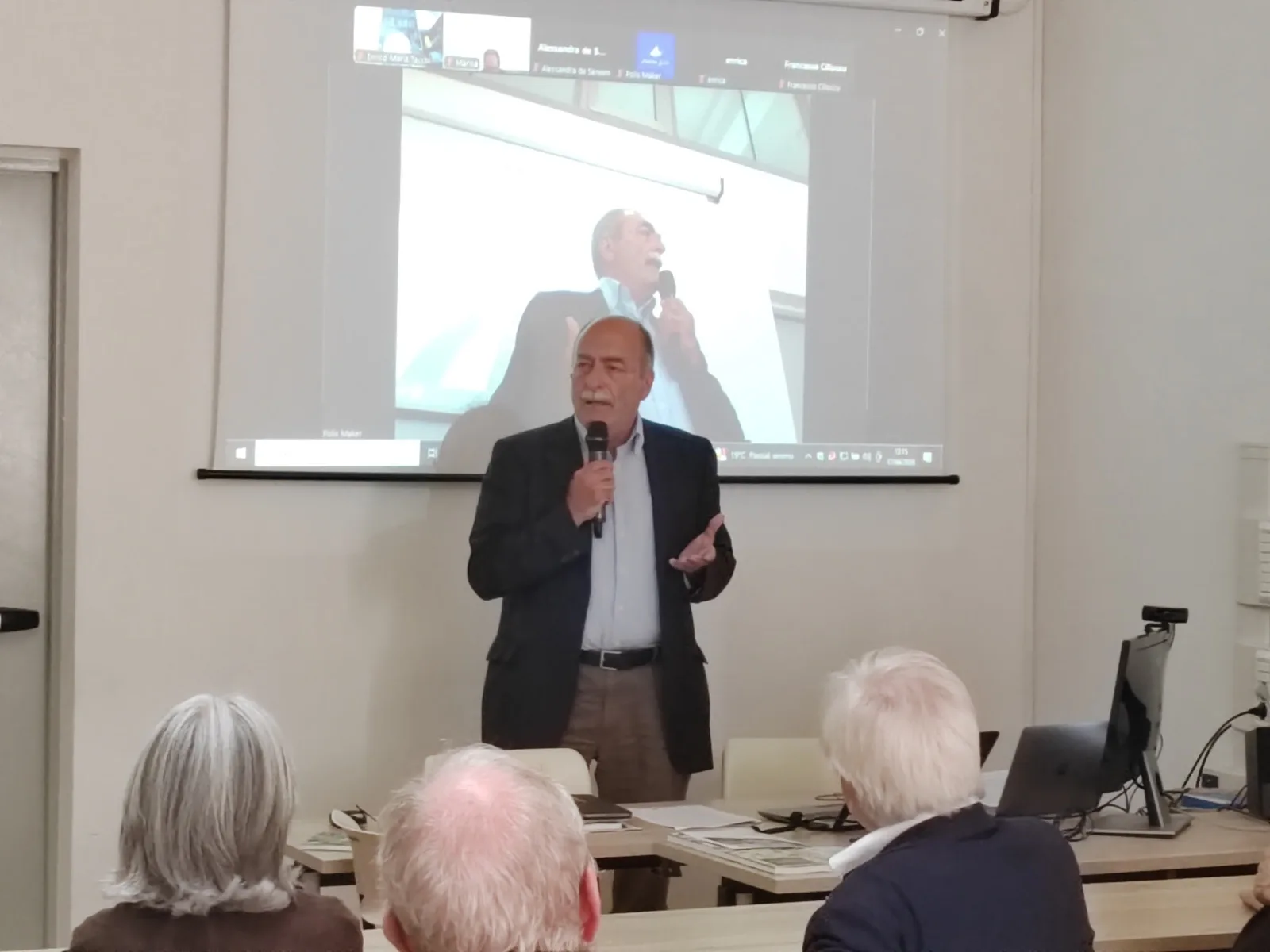 Speaker during the presentation event for the 16th edition of the PolisMaker Master at Politecnico di Milano.