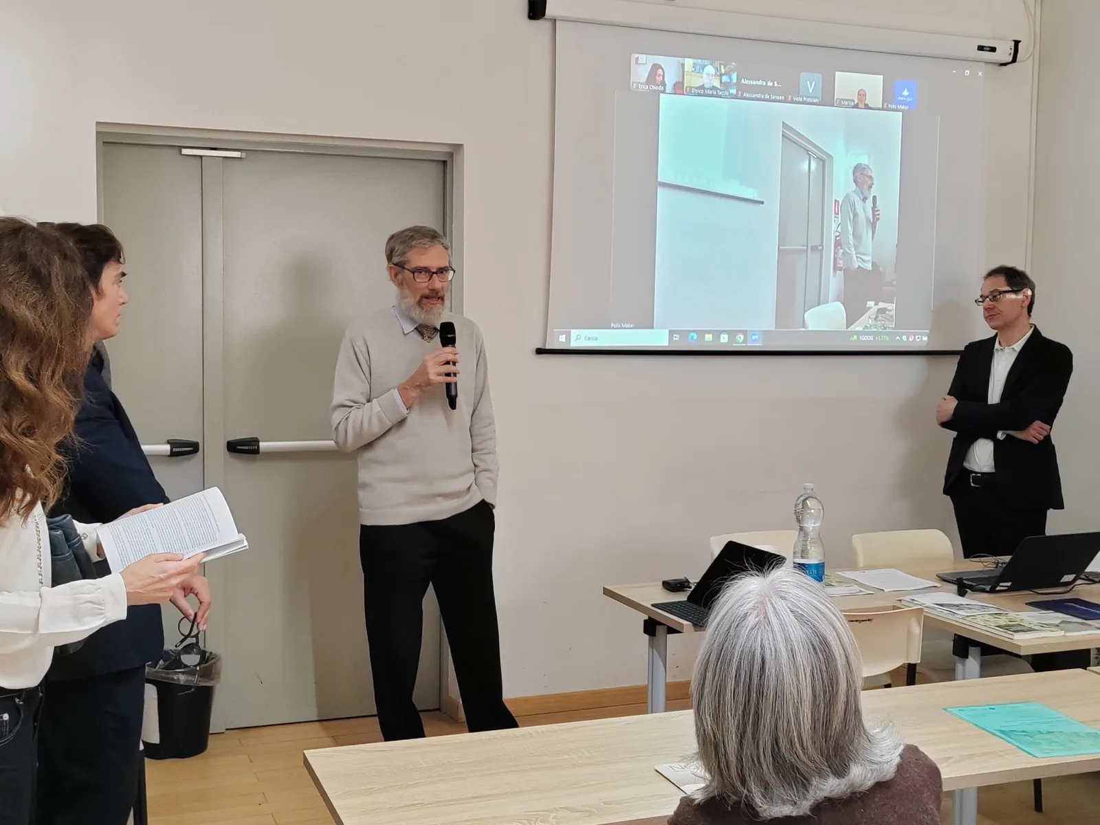 Audience in the classroom during the PolisMaker Master presentation event.